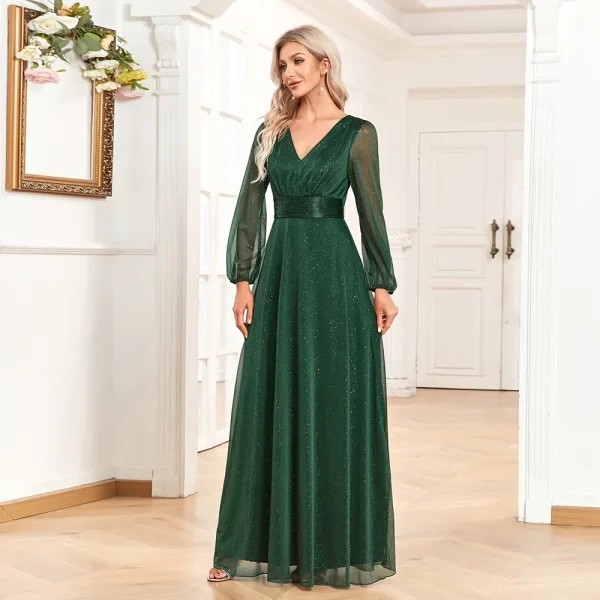 Elegant V-neck Chiffon Long-sleeved Wedding Party Emerald Green Formal Dress - Image 4