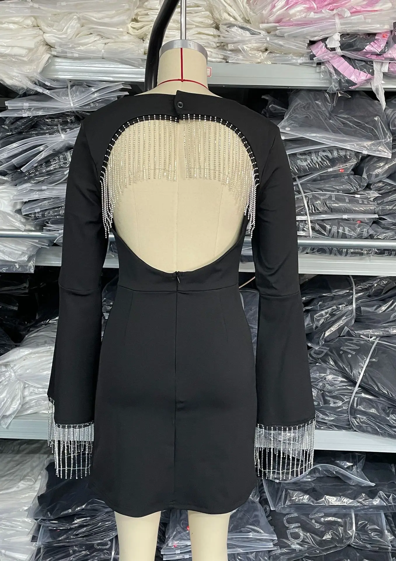 Chic Women's Tassel Hollow Out Mini Dress Long Sleeve Backless Shiny Black Sexy Glitter Short Elegant Party Evening Prom Dresses