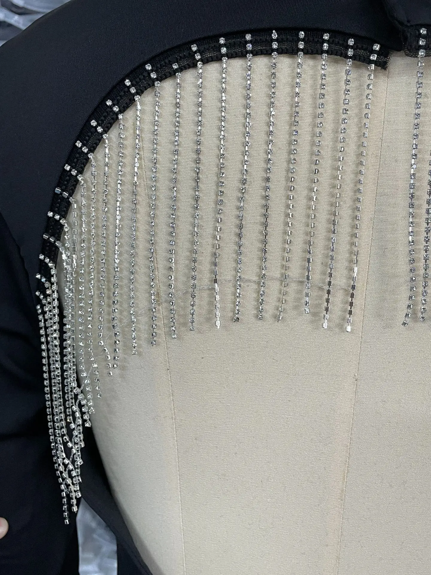 Chic Women's Tassel Hollow Out Mini Dress Long Sleeve Backless Shiny Black Sexy Glitter Short Elegant Party Evening Prom Dresses