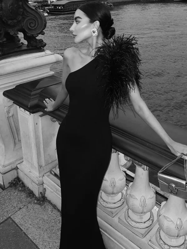 Black One-Shoulder Maxi Sleeveless  Dress - Image 3