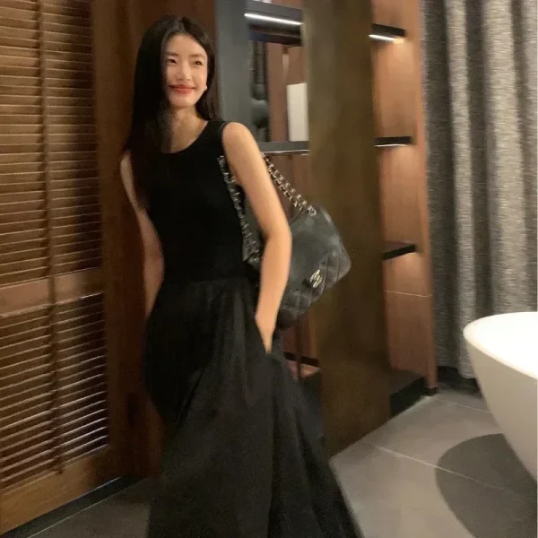 Simple Sleeveless High Waist Black Dress - Image 3