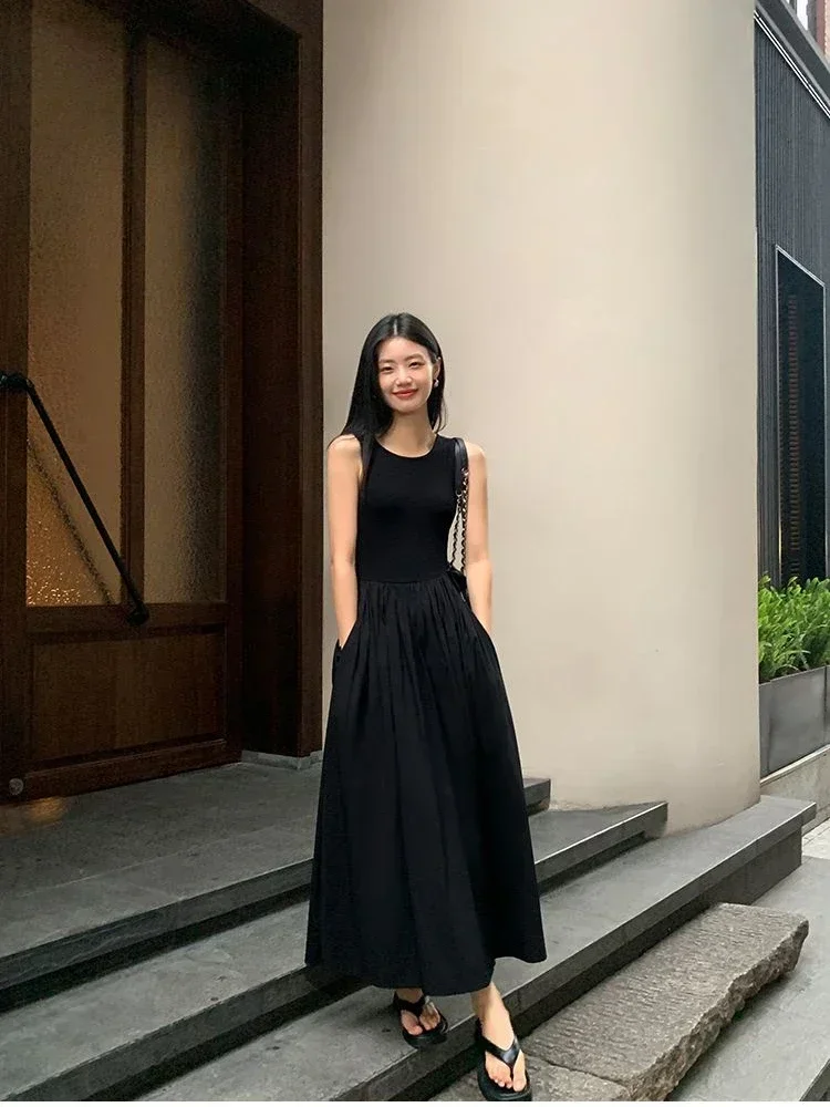  Summer New Round Neck SleevelessHigh Waist Temperament Female Fashion Style Dress Simple Elegant Black Long Dresses